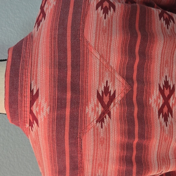 ARIAT REAL Adorable Red Serape Long Sleeve Button Snap Western Women’s Sz Large - Picture 12 of 16